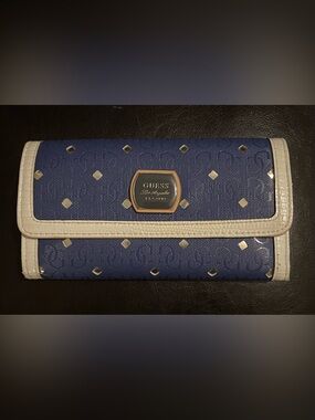 GUESS Blue and Cream/White Logo-Print Studded Wallet